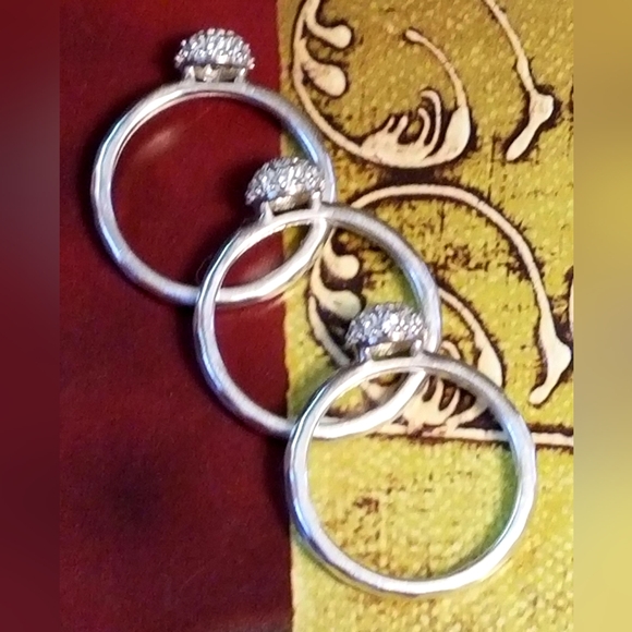 Silpada Sterling Silver & Zirconia Stacking Rings - Picture 11 of 12